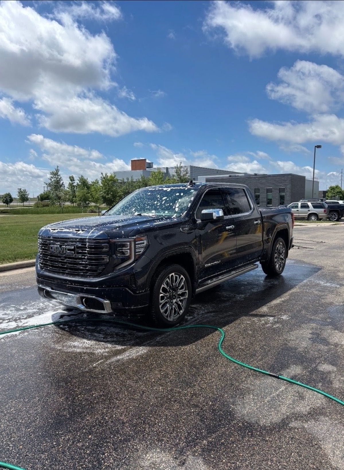 GMC Sierra Denali — exterior wash